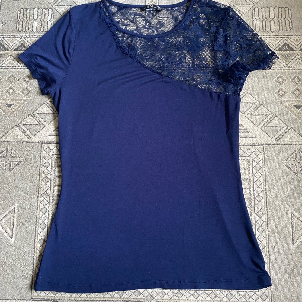 Venus Top Bundle - Picture 3 of 4